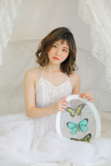 美女来了